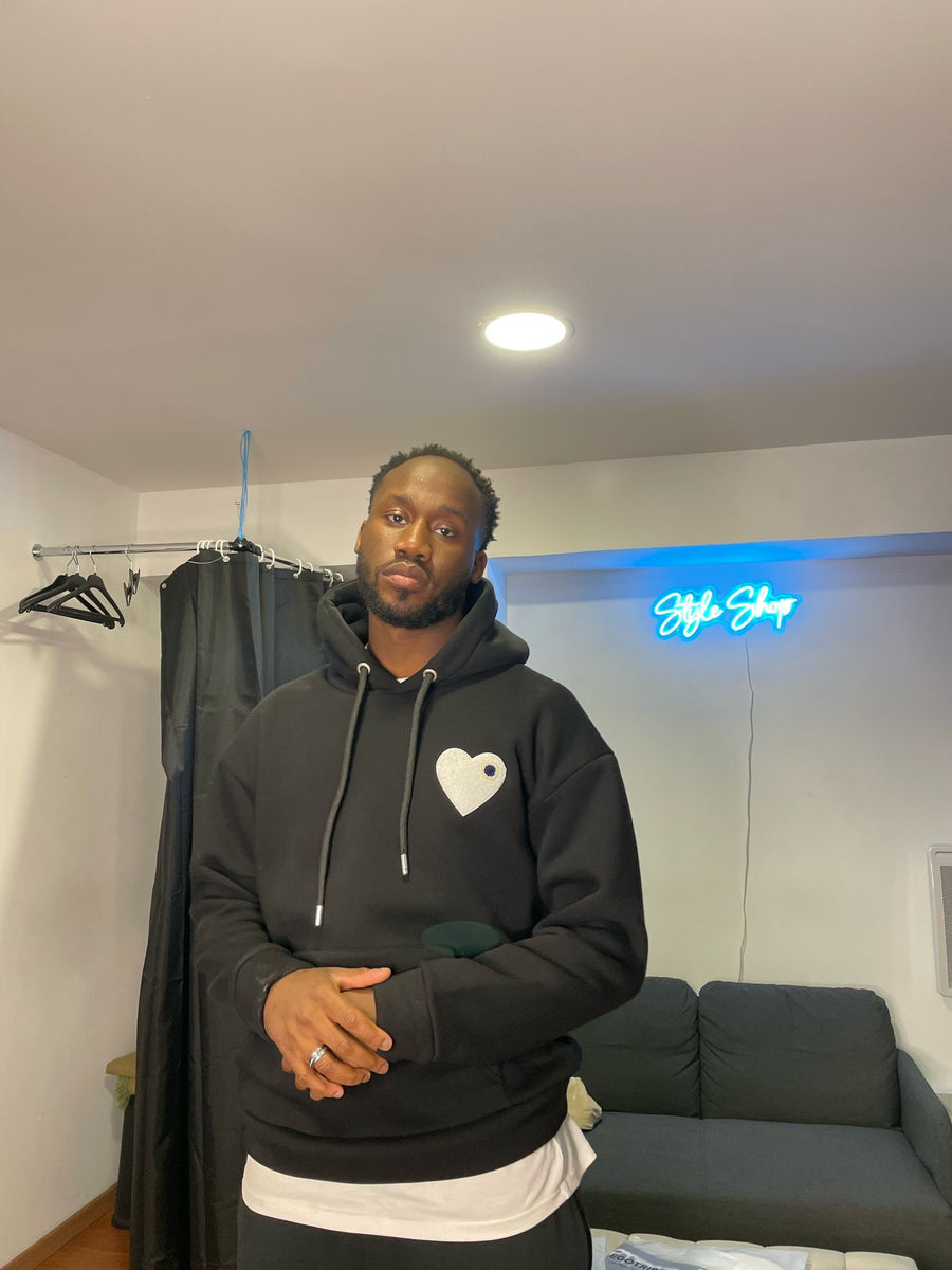 Sweat Noir Cœur Blanc